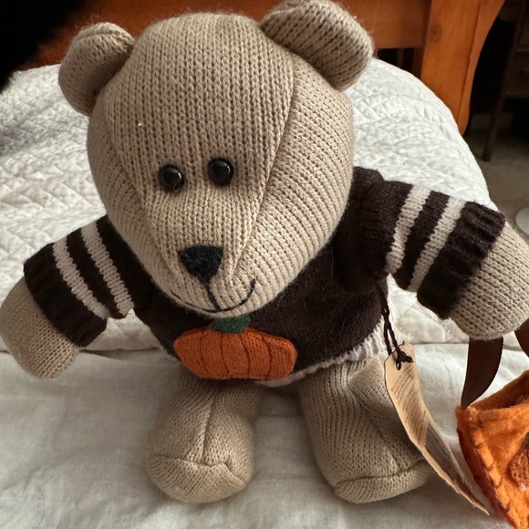 2009 Starbucks Fall Barista Bear - Picture 1 of 3